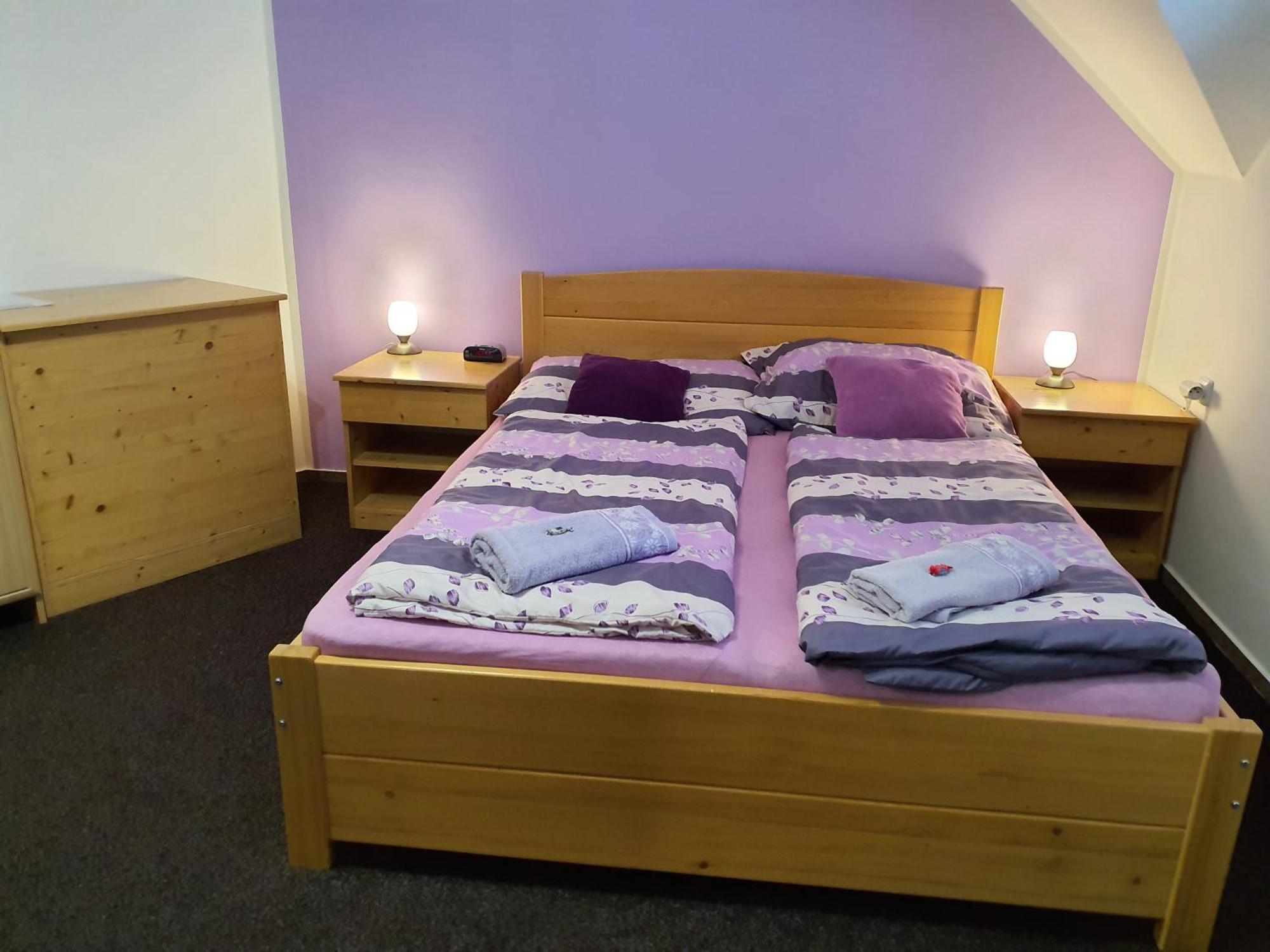 - Privat Pacholik