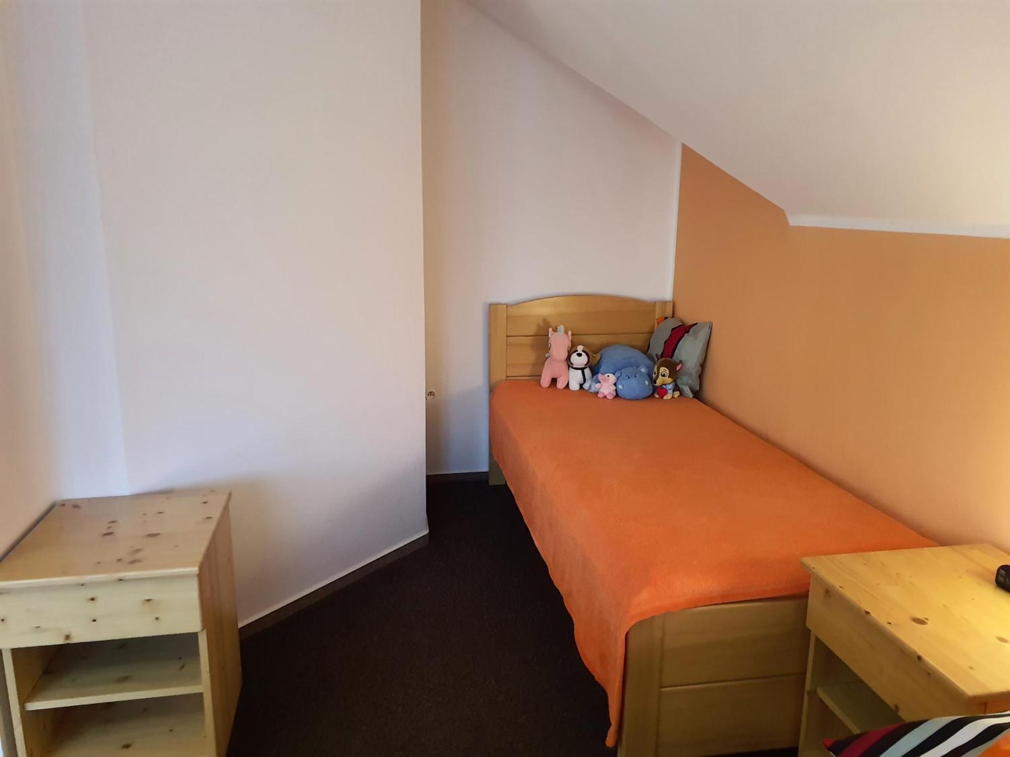 - Privat Pacholik