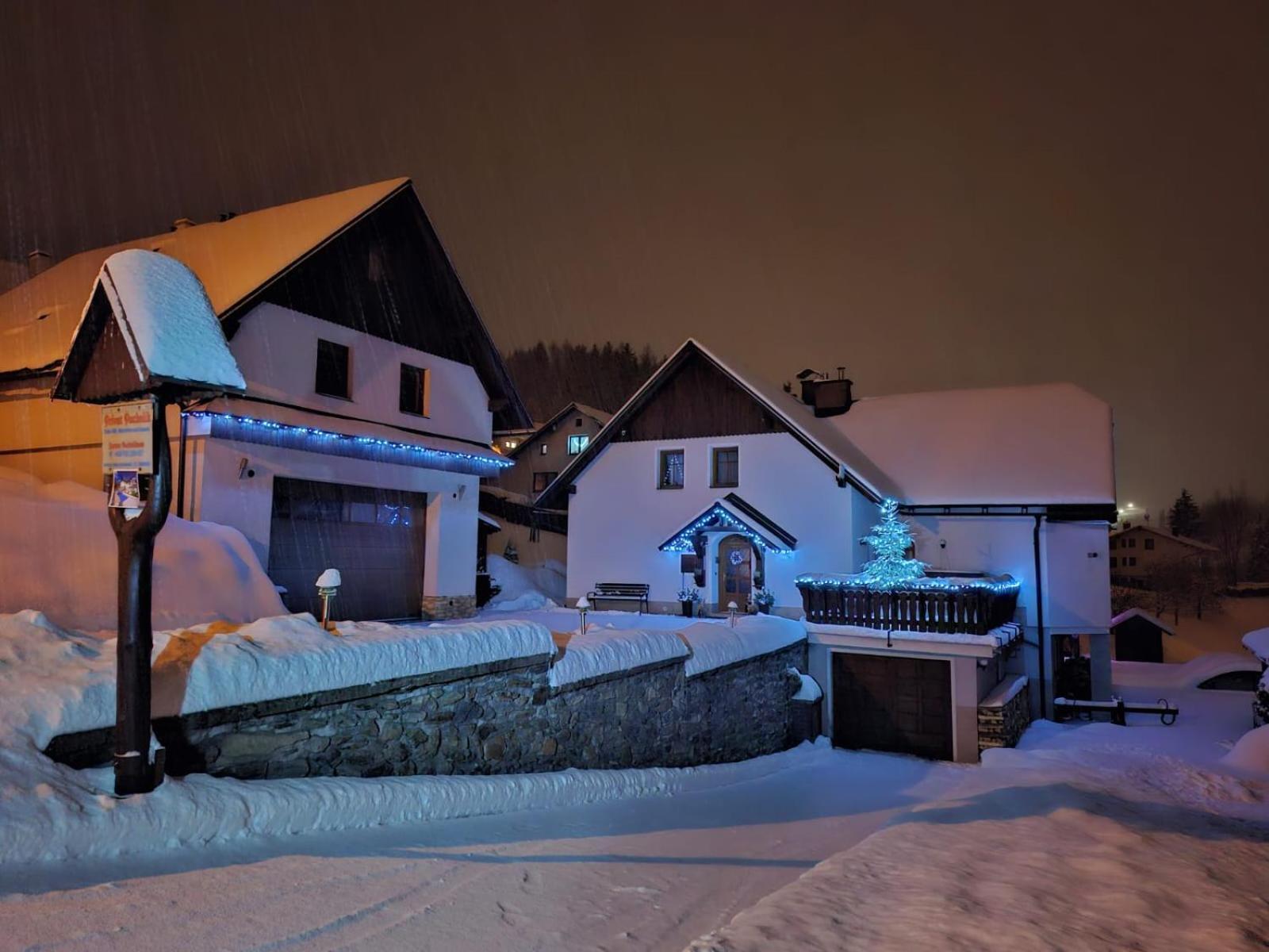 - Privat Pacholik Homestay